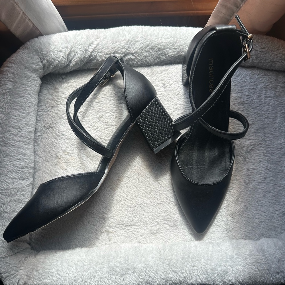 Women’s heels. Will accept offers!